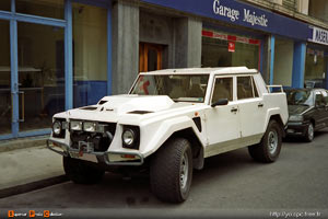 Lamborghini LM 002
