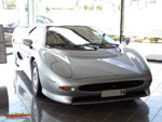 Jaguar XJ220